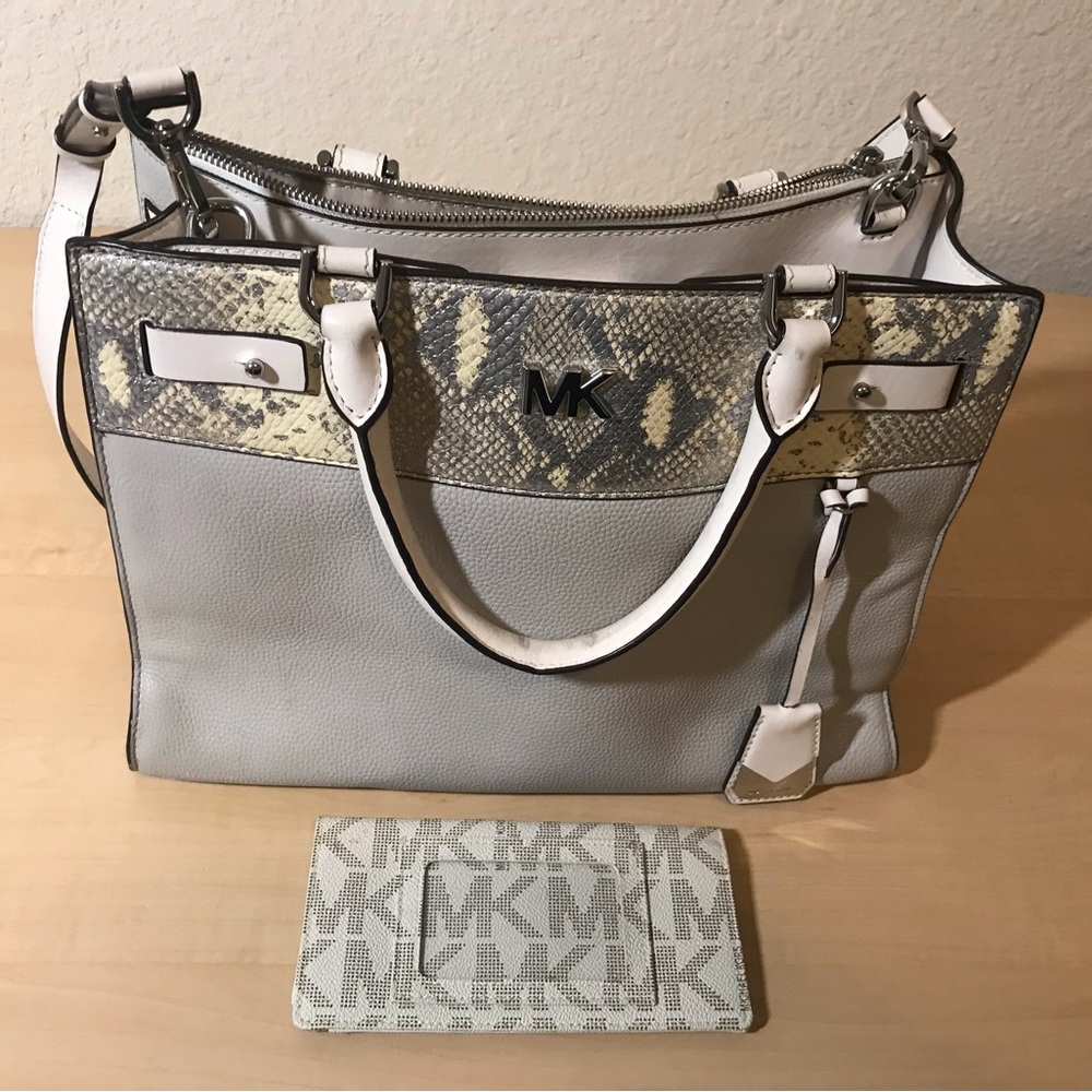 Michael Kors Gray and Cream Crossbody Bag